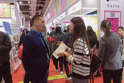 ＂合作、创新、共享＂话进博一一EVO视讯董事长邢志文参观进博并接受SMG记者采访