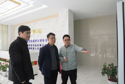 新闻 | 昆山市淀山湖镇领导一行莅临EVO视讯参观考察