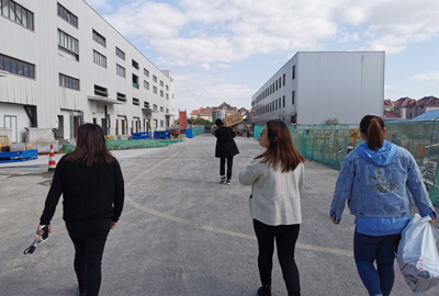 11月中旬，EVO视讯工会组织开展“走一线、送温暖”关爱员工暖冬行动。