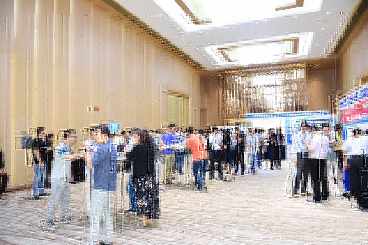 第8届大为服装物流高峰论坛 | EVO视讯常务副总裁王雷出席并致开幕词