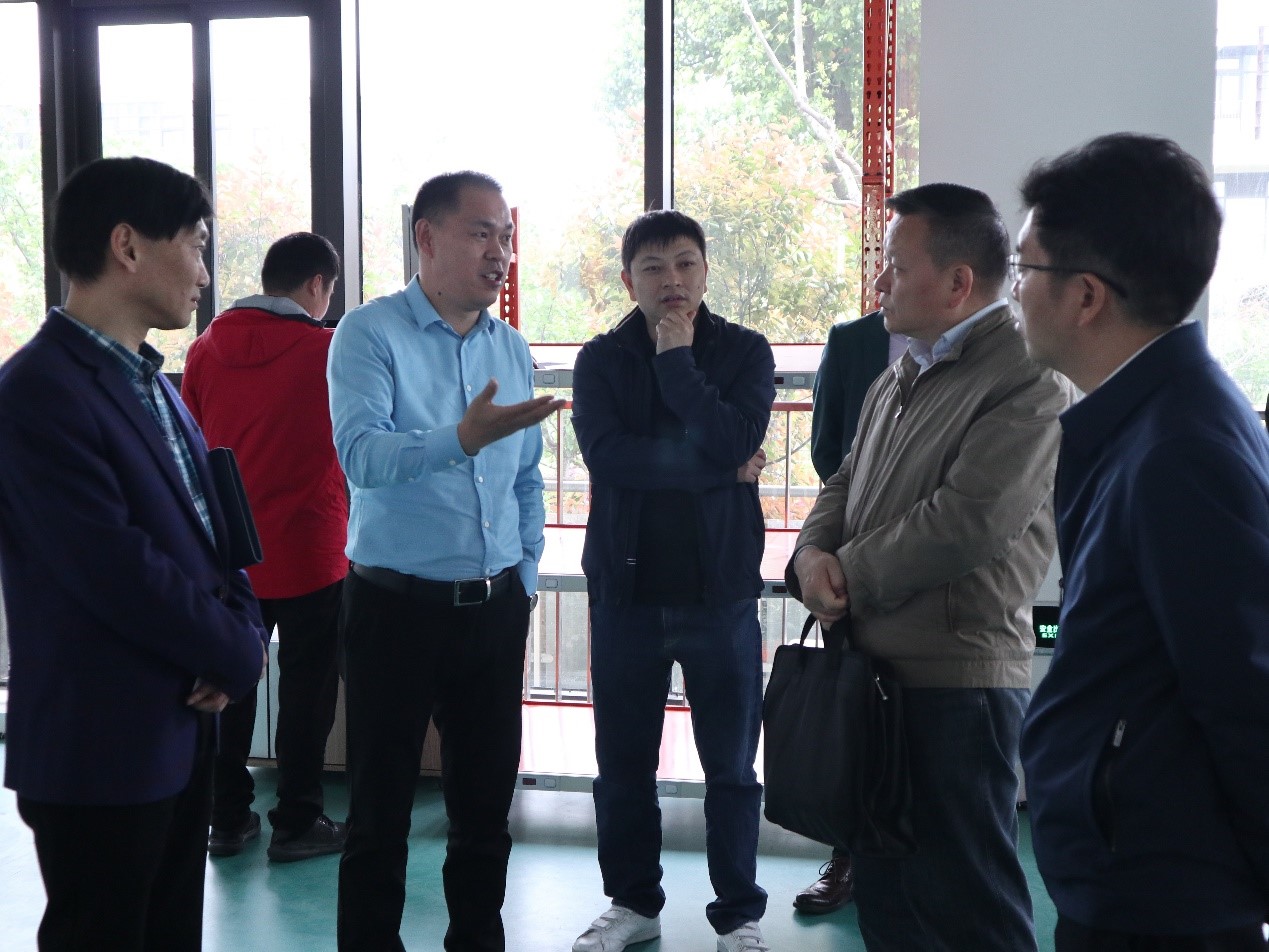 新闻 | 云南省委办公厅、闵行区委办公室、闵行区吴泾镇党委领导莅临上海EVO视讯考察调研