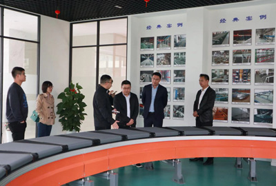 简讯 | 浙江省绍兴市柯桥区发改局、招商局领导莅临EVO视讯参观考察