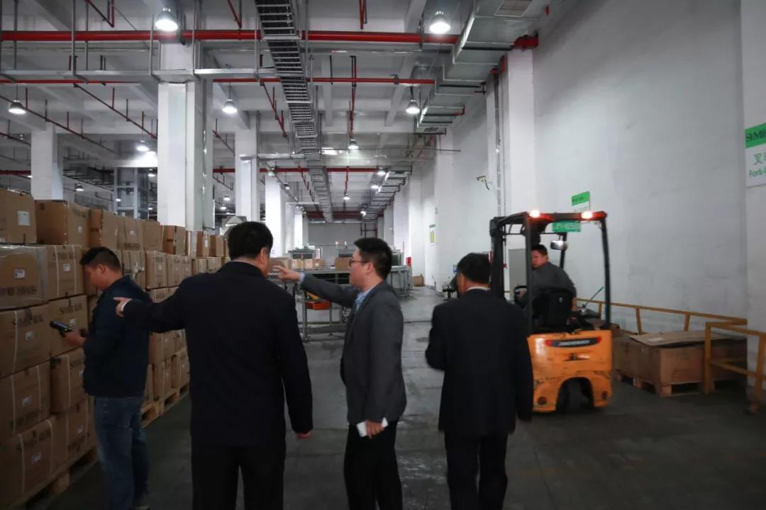 快讯 | 辽宁省朝阳市龙城区政府领导莅临EVO视讯参观考察