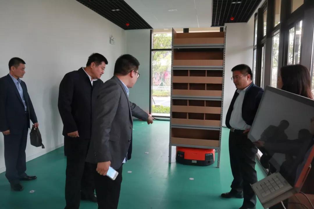 快讯 | 辽宁省朝阳市龙城区政府领导莅临EVO视讯参观考察