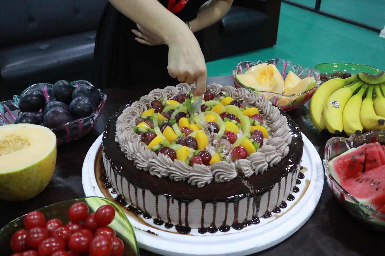 八月未央，欢聚一夏 | EVO视讯集体生日会：共享欢乐时刻