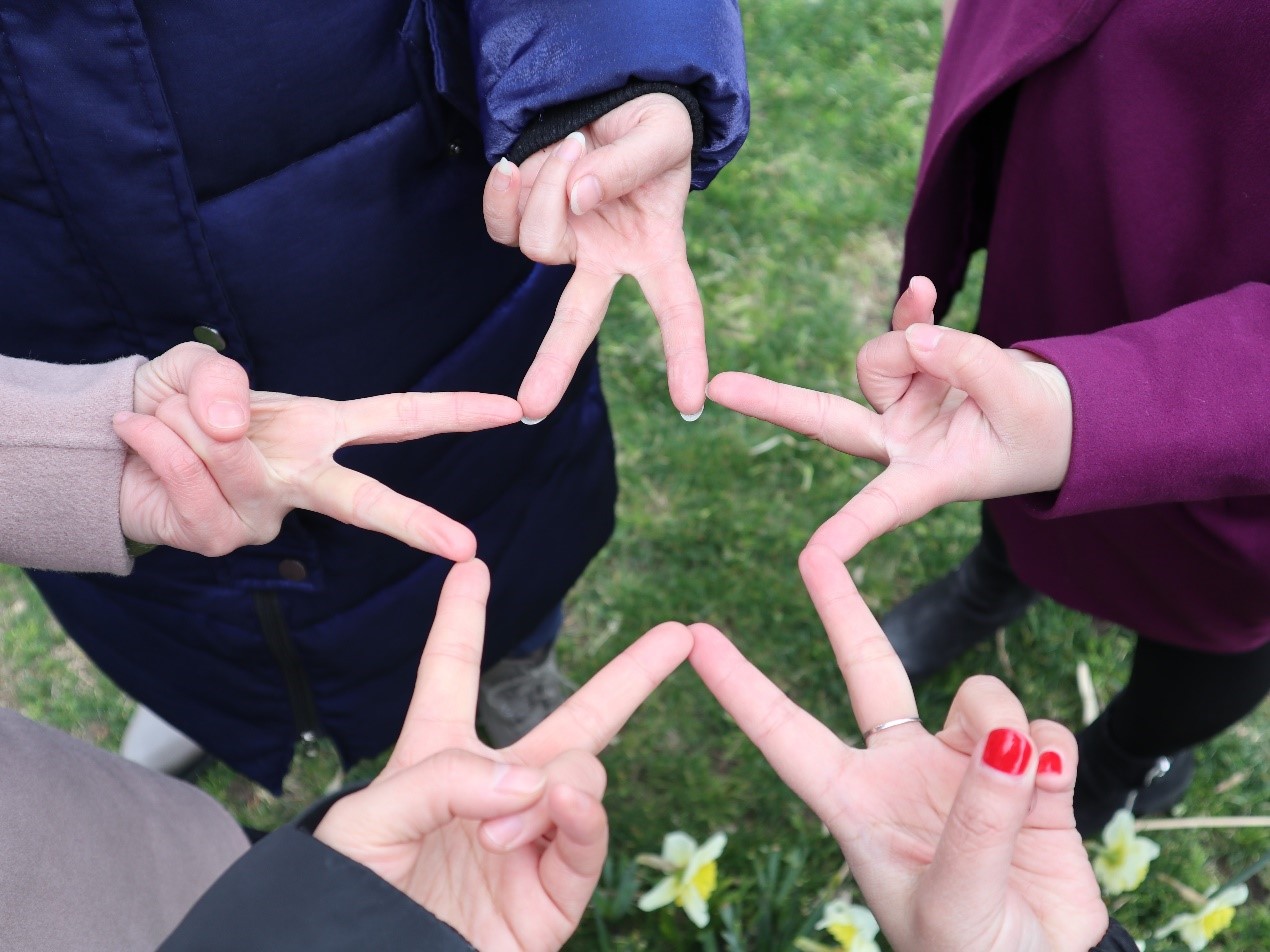 新闻 | EVO视讯组织“相约春季，欢畅游园”三八节主题活动